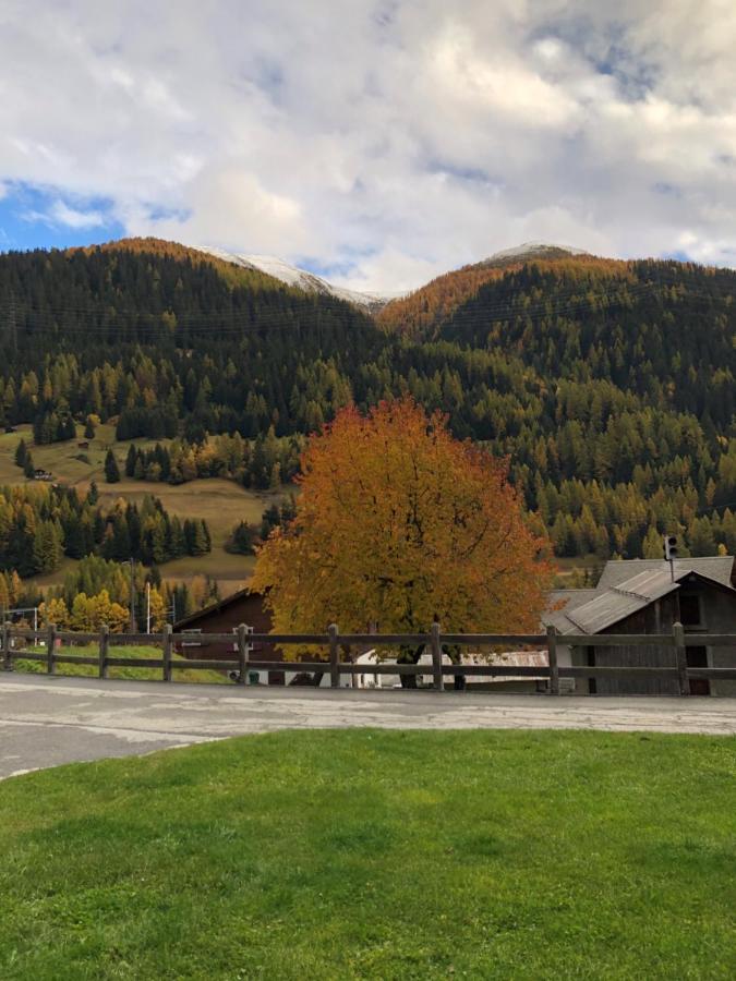 Haus Diezig Goms Eksteriør billede
